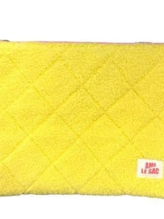 Большая косметичка ручной работы АМИ (Ami lé sac) «Кейс», жёлтая, барашек