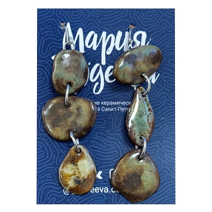 Серьги Мария Гордеева ассиметричные составные, керамика, коричневые с зелёным, фото 1.