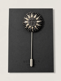 Брошь ручной работы Фарфор Булыгина «Солнце», черно-серебристая