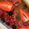 Шоколад молочный с клубникой, малиной и черноплодной рябиной, превью фото 2