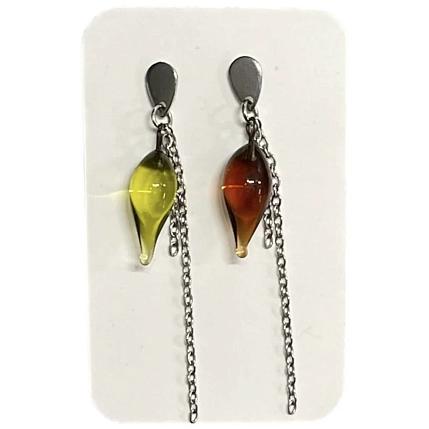 Серьги-гвоздики Керко с цепочкой зеленые и коричневые листочки, стекло, фото 1.