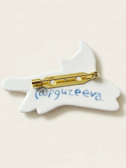 Брошь ручной работы Полина Гузеева «Полосатый котик», голубая, фарфор, фото 2.