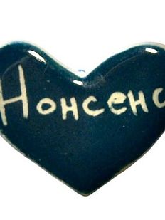 Брошь ручной работы сердечко «Нонсенс», тёмно-зелёная, керамика