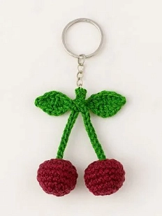 Вязаный брелок, обвес на сумку DARI DARI «Вишенки», вишневый, 5 см