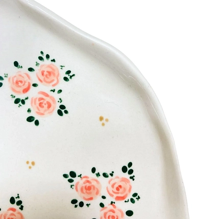 Тарелка ручной работы Slowday Ceramics с розовыми розочками «Винтаж», керамика, 25 см, фото 2.