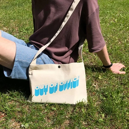 Сумка шоппер на кнопке «Out of office», фото 3.