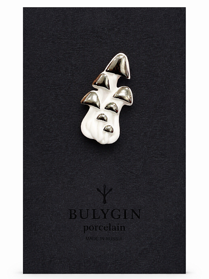 Брошь ручной работы Bulygin «Грибы», бело-серебристая, фарфор, фото 1.