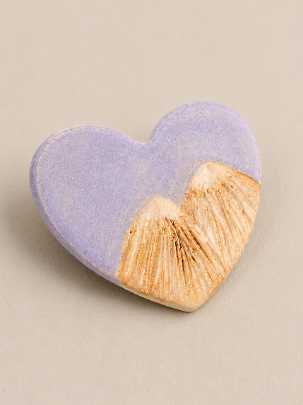 Брошь ручной работы КерамЕлКа «Горы в сердце», голубая, керамика, фото 2.