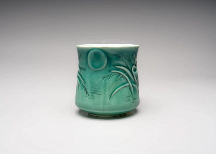 Кружка ручной работы Керамика Александры Пылиной «Журавли», зеленая, фарфор, 390 мл, фото 3.