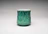 Кружка ручной работы Керамика Александры Пылиной «Журавли», зеленая, фарфор, 390 мл, превью фото 3