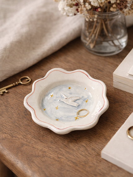 Тарелка ручной работы с голубкой, фото 5.