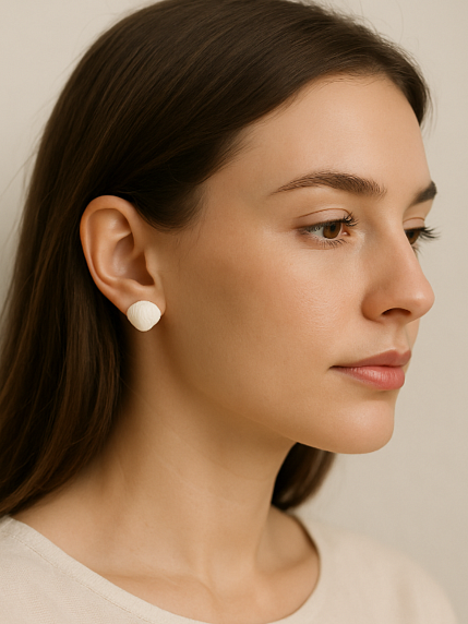 Сережки-гвоздики «Круглые ракушки», белые, фарфор, фото 3.