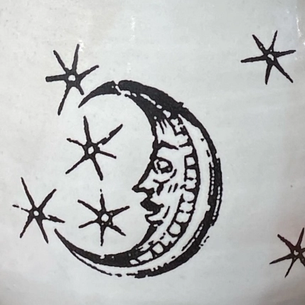 Кружка-котелок ручной работы Керумбия на ножках «Луна», белая, керамика, 350 мл, фото 3.