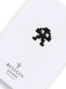 Брошь ручной работы Bulygin «Захватчик» малая, чёрная, фарфор