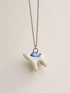 Подвеска ручной работы Мария Гордеева на цепочке «Динозаврик», голубая, керамика