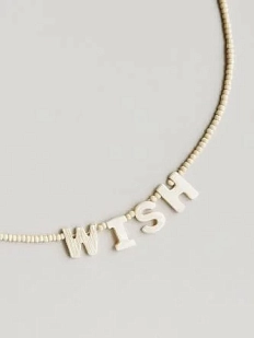 Чокер ручной работы DARI DARI с надписью перламутровыми бусинами «Wish», бисер, белый