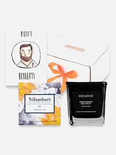 Подарочный набор на 14 февраля с ароматической свечой, шоколадом и авторской открыткой