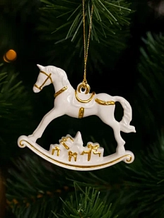 Игрушка новогодняя Фарфор Булыгина «Лошадка качалка», бело-золотистая