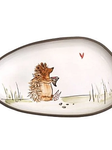 Тарелка овальная ручной работы Ёжик в носочках, керамика, 22 см