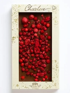 Молочный бельгийский шоколад с ежевикой, малиной и брусникой