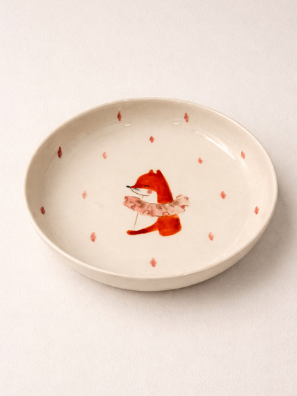 Тарелка ручной работы Ким керамика с бортиком Лисёнок в жабо с розовыми ромбиками, белая, фарфор, 16 см, фото 2.