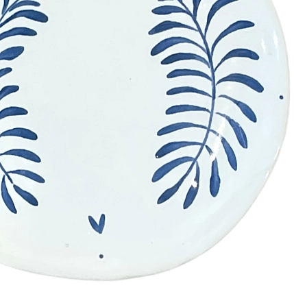 Блюдце Августа с синей росписью Сердечки, белое, 13 см, фото 2.