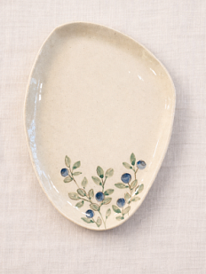 Блюдце ручной работы Верба керамика Черника, керамика, 14 см