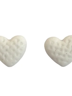 Серёжки-гвоздики КерамЕлКа «Сердечки вязанные», керамика, белые