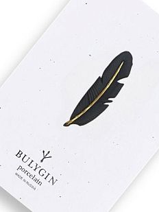 Брошь ручной работы Bulygin «Перо», фарфор, чёрно-золотистая