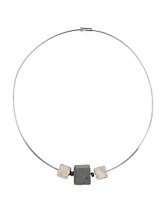 Чокер ручной работы «Кубики», серо-белый, бетон