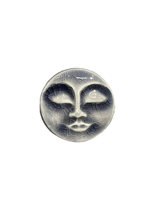 Брошь ручной работы КерамЕлКа «Лицо большое», серо-белая, керамика