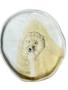 Тарелка ручной работы Мария Гордеева с фигуркой Лев, жёлтая, полуфарфор, 14 см