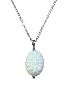 Подвеска Бур.Мур «Конфетка», белая, родированная латунь, стекло