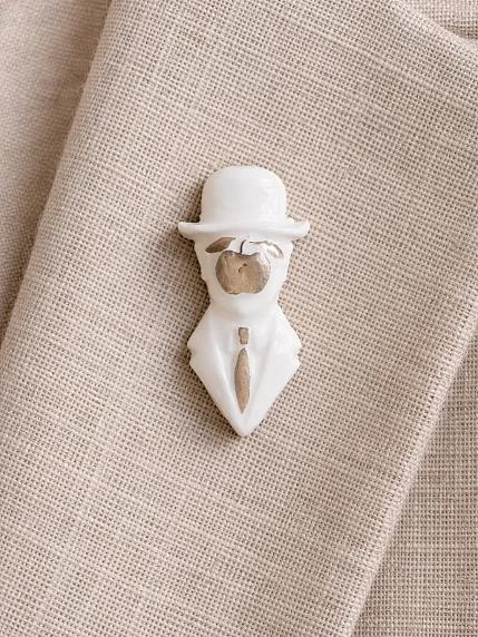 Брошь ручной работы Фарфор Булыгина «Магритт», бело-серебристая, фото 3.