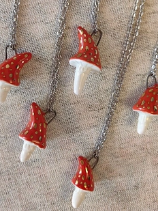 Подвеска ручной работы Боттери керамика «‎Мухомор» роспись, керамика‎