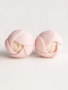 Серьги-гвоздики «Ранункулюс», полимерная глина