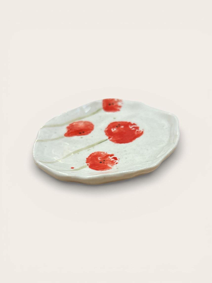 Блюдце ручной работы Катя Вебер "Красные маки", керамика, 8 см, фото 2.