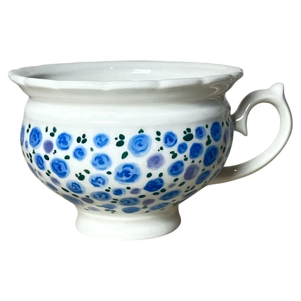 Чашка для чая ручной работы Slowday Ceramics в голубой цветочек «Винтаж», полуфарфор, 250 мл, фото 1.