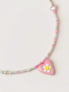 Чокер ручной работы Радость Рядом с сердечком «Белый цветочек», полимерная глина, бисер, розовый