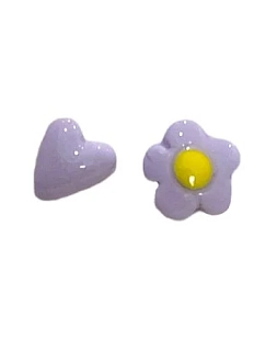 Серёжки-гвоздики Радость Рядом «Ромашка и сердечко», полимерная глина, сиреневые