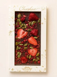 Шоколад тёмный с клубникой, малиной и тыквенными семечками