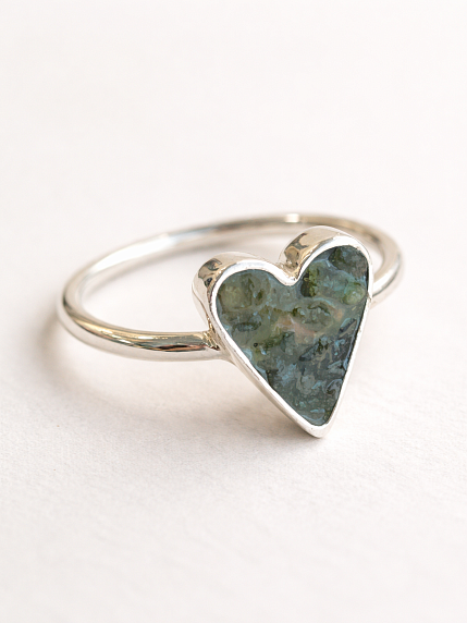 Кольцо ручной работы «Сердце», зелёное, турмалин, нейзильбер, фото 1.