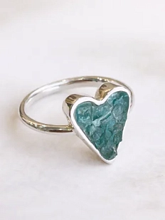 Кольцо ручной работы «Сердце», голубое, апатит, нейзильбер