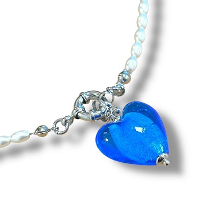 Колье ручной работы «Glass heart», синее, латунь, жемчуг, стекло, фото 2.
