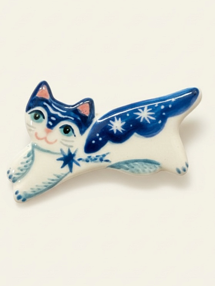 Брошь ручной работы Полина Гузеева «Котик со звёздами», синяя, фарфор, фото 2.