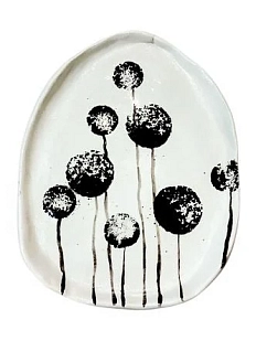 Блюдце ручной работы Катя Вебер «Одуванчики», керамика, 15 см