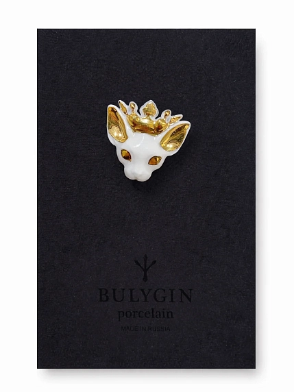 Брошь ручной работы Фарфор Булыгина «Королева кошек», бело-золотистая, фото 1.