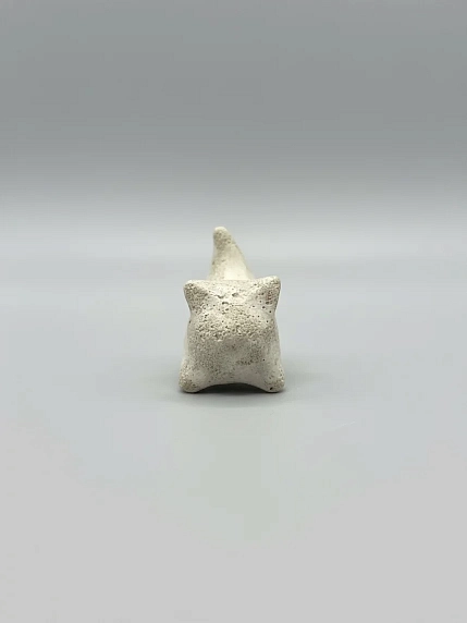 Бетонная статуэтка Легенда о розе «Котёнок», белая, фото 2.