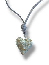 Чокер ручной работы «Сердце» на замшевом шнурке, керамика