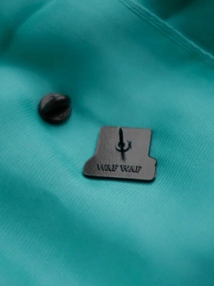 Металлический пин WAF WAF «Музыка лечит», фото 3.